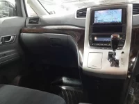 Toyota VELLFIRE лот № 30650 оценка 4  с аукциона в Японии 8
