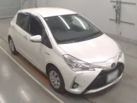 Toyota VITZ лот № 30655 оценка RA  с аукциона в Японии 4