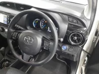 Toyota VITZ лот № 30655 оценка RA  с аукциона в Японии 6