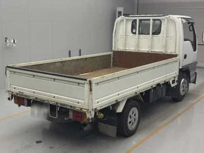 Isuzu ELF  с аукциона в Японии