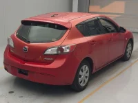 Mazda AXELA лот № 4445 оценка 3  с аукциона в Японии 1