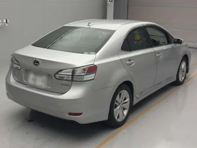 Lexus HS