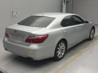 Lexus LS лот № 10016 оценка R  с аукциона в Японии 1