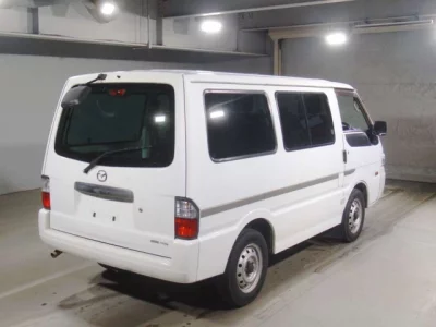 Mazda BONGO VAN