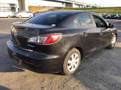 Mazda AXELA  с аукциона в Японии