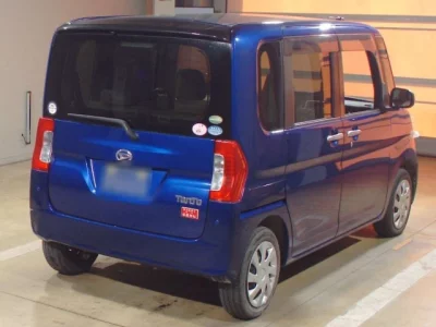 Daihatsu TANTO  с аукциона в Японии