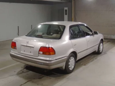 Toyota COROLLA  с аукциона в Японии