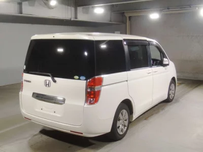 Honda STEP WAGON  с аукциона в Японии