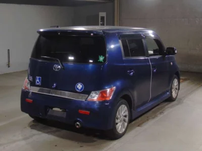 Toyota BB  с аукциона в Японии