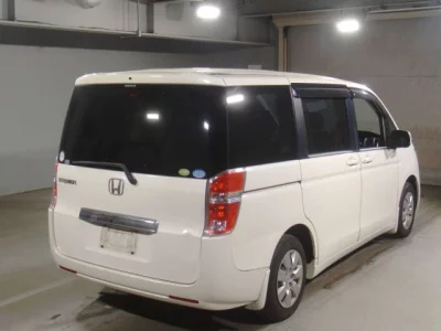 Honda STEP WAGON  с аукциона в Японии