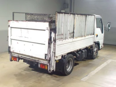 Isuzu ELF  с аукциона в Японии