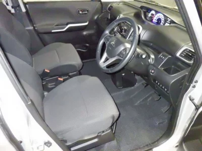 Mitsubishi DELICA D2