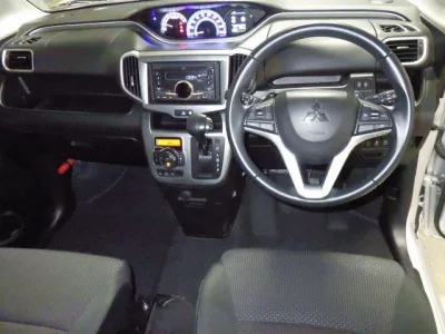 Mitsubishi DELICA D2