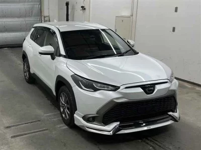 Toyota COROLLA CROSS  с аукциона в Японии