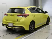 Toyota AURIS лот № 10003 оценка 4  с аукциона в Японии 1