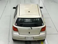 Toyota VITZ лот № 10007 оценка 3  с аукциона в Японии 7