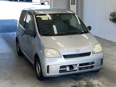 Daihatsu MIRA  с аукциона в Японии