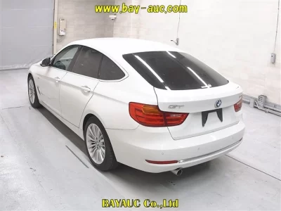 BMW 3-Series  с аукциона в Японии