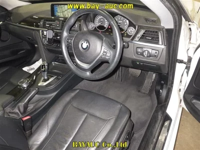 BMW 3-Series  с аукциона в Японии