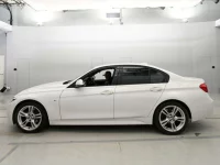BMW 3-Series лот № 38014 оценка 4  с аукциона в Японии 3