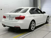 BMW 3-Series лот № 38014 оценка 4  с аукциона в Японии 1