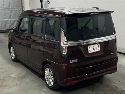 Mitsubishi DELICA D2