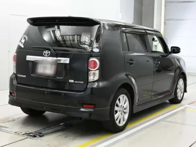 Toyota COROLLA RUMION