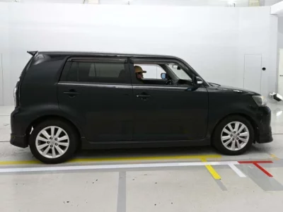 Toyota COROLLA RUMION