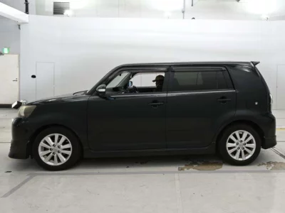 Toyota COROLLA RUMION