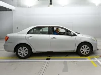 Toyota COROLLA AXIO лот № 10027 оценка 3  с аукциона в Японии 2