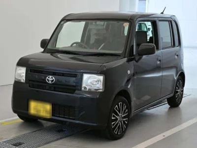 Toyota PIXIS SPACE