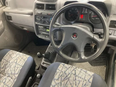 Mitsubishi PAJERO MINI