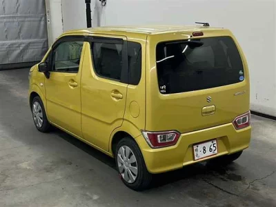 Suzuki WAGON R  с аукциона в Японии