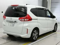 Honda FREED лот № 36027 оценка 5  с аукциона в Японии 1