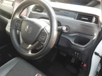Honda FREED лот № 36027 оценка 5  с аукциона в Японии 8