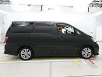 Toyota ALPHARD лот № 10040 оценка 3.5  с аукциона в Японии 2