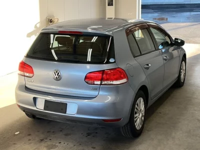 Volkswagen GOLF  с аукциона в Японии