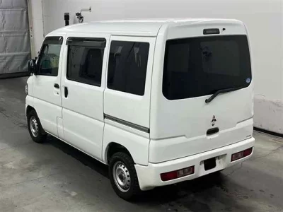 Mitsubishi MINICAB VAN
