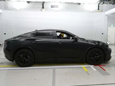 Toyota CROWN CROSSOVER