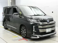 Toyota NOAH лот № 36037 оценка 5  с аукциона в Японии 4