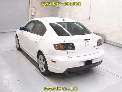 Mazda AXELA  с аукциона в Японии