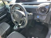 Toyota AQUA лот № 15031 оценка R  с аукциона в Японии 2