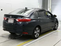 Honda GRACE лот № 36043 оценка 4  с аукциона в Японии 1