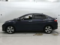 Honda GRACE лот № 36043 оценка 4  с аукциона в Японии 3