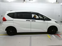 Honda FREED лот № 36046 оценка 4  с аукциона в Японии 2