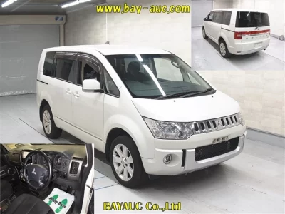 Mitsubishi DELICA D5