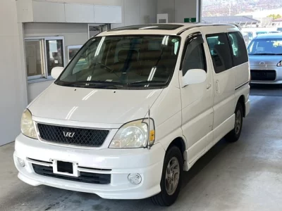 Toyota HIACE REGIUS