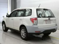 Subaru FORESTER лот № 10072 оценка RA  с аукциона в Японии 5