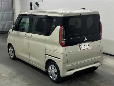 Mitsubishi EK SPACE