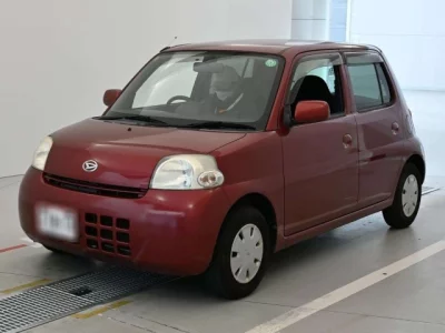 Daihatsu Esse